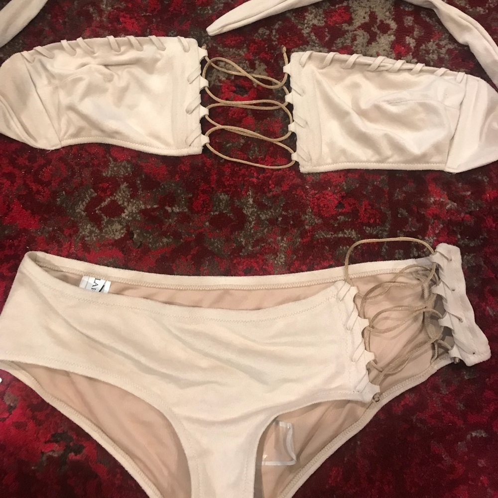 La Perlasuede swim